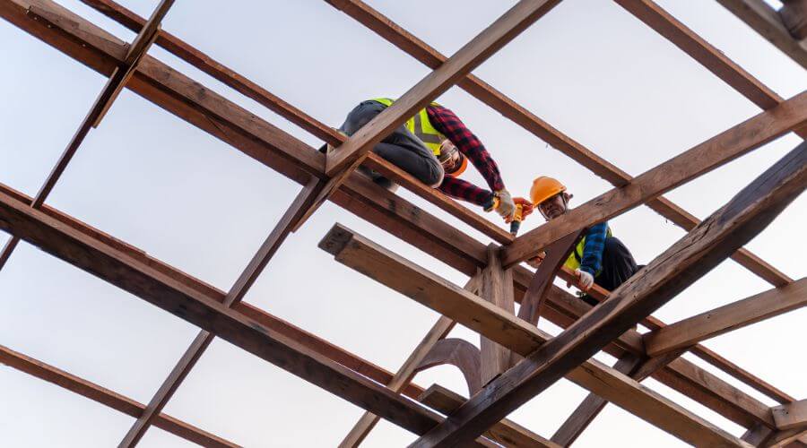 Professional gutter cleaning services in Fentress, TX